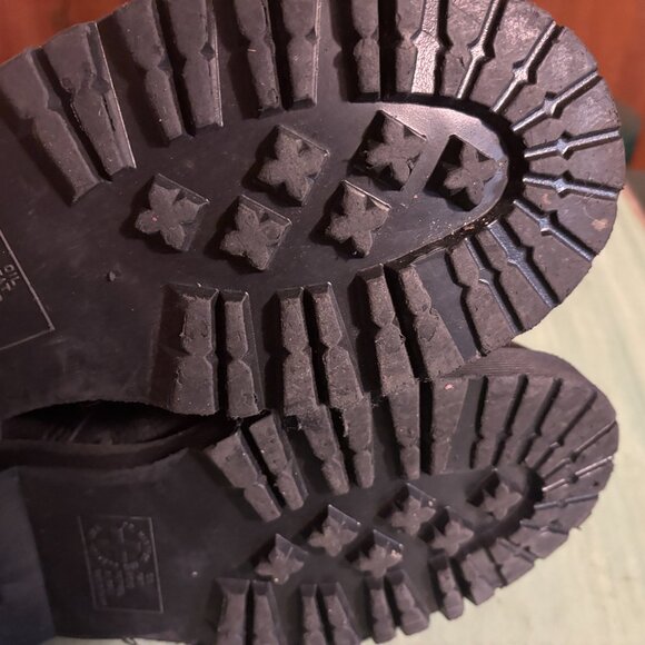 Dr Doc Martens Black Leather Cap Toe Grunge Boots UK 8 Mens 9 Womens 10 - Picture 8 of 12